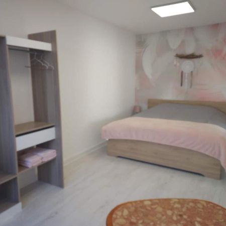 Apartmán La Sweet Du Globe Maubeuge Exteriér fotografie